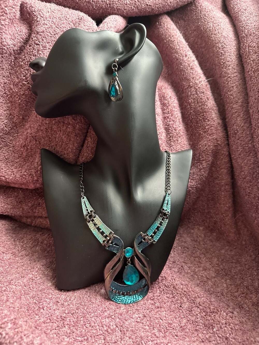 Gunmetal Tone Blue Textured Metal Statement Necklace and Matching Teardrop Earri
